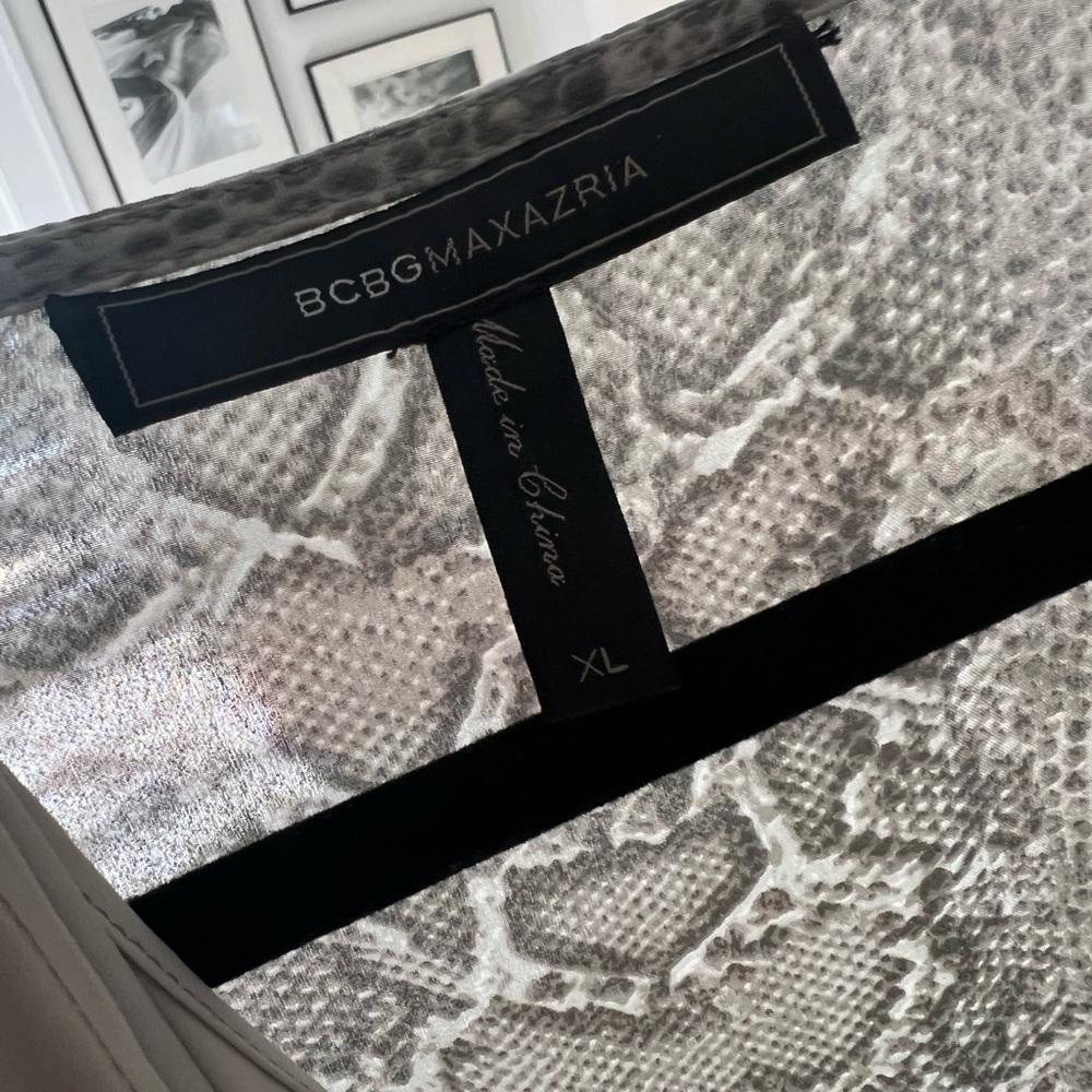 Bcbg Gray Frost Side Tie Python Snake Handkerchie… - image 3